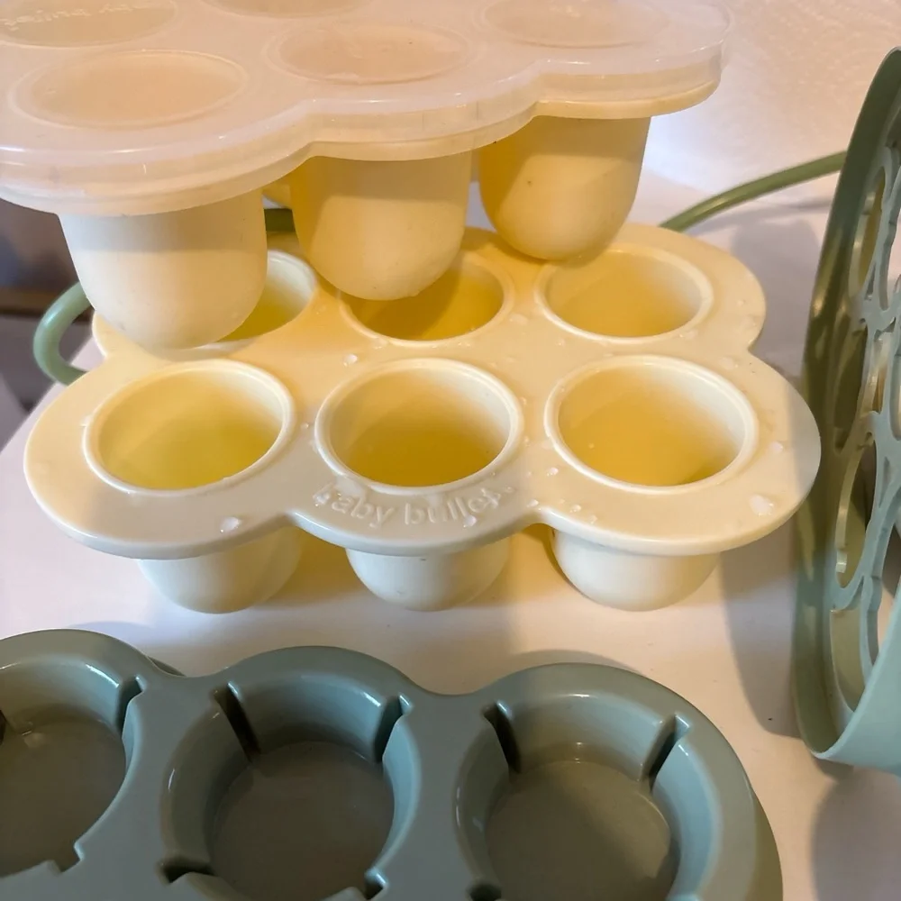Baby Food Steamer w/ Silicone Freezer Trays Storage Cups WORKS Missing Rack